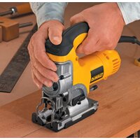 Электролобзик DeWalt DW331K - Превью изображения №12 — Интернет-магазин ПроЗаказ
