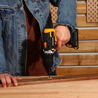 Дрель-шуруповерт Deko Sharker 16V Set 63 083-1041 (с 2-мя АКБ, кейс) - Превью изображения №6 — Интернет-магазин ПроЗаказ