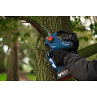 Аккумуляторная пила Bosch GKE 18V-15 Professional 06008D7000 (без АКБ) - Превью изображения №3 — Интернет-магазин ПроЗаказ