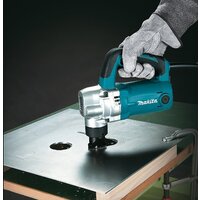 Высечные электрические ножницы Makita JN3201J - Превью изображения №2 — Интернет-магазин ПроЗаказ