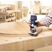Кромочно-петельный фрезер Bosch GKF 600 Professional (060160A100) - Превью изображения №7 — Интернет-магазин ПроЗаказ