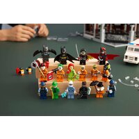 Конструктор LEGO DC Batman 76300 Лечебница Аркхем - Превью изображения №11 — Интернет-магазин ПроЗаказ