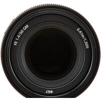 Объектив Sony FE 50mm F1.4 GM - Превью изображения №11 — Интернет-магазин ПроЗаказ