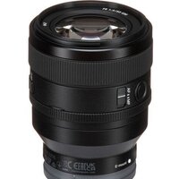 Объектив Sony FE 50mm F1.4 GM - Превью изображения №9 — Интернет-магазин ПроЗаказ