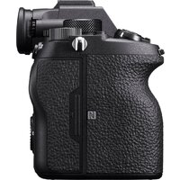 Беззеркальный фотоаппарат Sony Alpha a7R IVA Body - Превью изображения №8 — Интернет-магазин ПроЗаказ