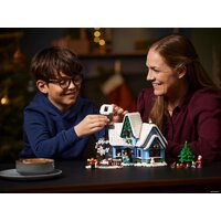 Конструктор LEGO Creator Expert 10293 В ожидании Санты - Превью изображения №24 — Интернет-магазин ПроЗаказ