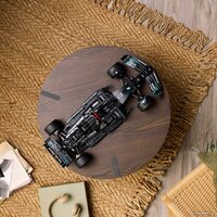 Конструктор LEGO Technic 42171 Mercedes-AMG F1 W14 E Performance - Превью изображения №10 — Интернет-магазин ПроЗаказ