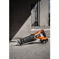 Сабельная пила AEG Powertools BUS 18BL2-0 4935478941 (без АКБ) - Превью изображения №6 — Интернет-магазин ПроЗаказ