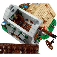 Конструктор LEGO Icons 10332 Средневековая городская площадь - Превью изображения №11 — Интернет-магазин ПроЗаказ