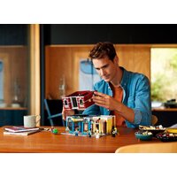 Конструктор LEGO Creator Expert 10312 Джаз-клуб - Превью изображения №14 — Интернет-магазин ПроЗаказ