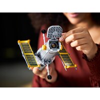 Конструктор LEGO Creator 10283 Космический шаттл НАСА Дискавери - Превью изображения №34 — Интернет-магазин ПроЗаказ