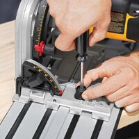 Дисковая погружная  DeWalt DWS520KTR (кейс) - Превью изображения №7 — Интернет-магазин ПроЗаказ