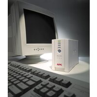 Источник бесперебойного питания APC Back-UPS CS 350VA (BK350EI) - Превью изображения №3 — Интернет-магазин ПроЗаказ