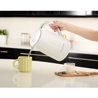 Электрический чайник Russell Hobbs Eden Kettle White 27360-70 - Превью изображения №5 — Интернет-магазин ПроЗаказ