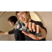 Электробритва Philips Series i9000 Prestige Ultra XP9402/11 - Превью изображения №7 — Интернет-магазин ПроЗаказ