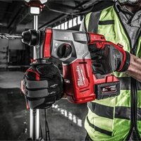 Перфоратор Milwaukee M18 BLH-502X 4933478894 (с 2-мя АКБ, кейс) - Превью изображения №4 — Интернет-магазин ПроЗаказ