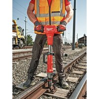 Гайковерт Milwaukee M18 FUEL M18FHIWF1R-122C 4933493141 (с 2-мя АКБ, кейс) - Превью изображения №15 — Интернет-магазин ПроЗаказ