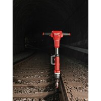 Гайковерт Milwaukee M18 FUEL M18FHIWF1R-122C 4933493141 (с 2-мя АКБ, кейс) - Превью изображения №20 — Интернет-магазин ПроЗаказ