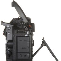 Зеркальный фотоаппарат Nikon D7500 Body - Превью изображения №5 — Интернет-магазин ПроЗаказ