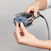 Фен-щетка Rowenta Air Brush 3D UB9720E0 - Превью изображения №2 — Интернет-магазин ПроЗаказ