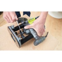 Вертикальный фрезер Ryobi RRT1600-K 5133004796 - Превью изображения №9 — Интернет-магазин ПроЗаказ