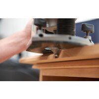 Вертикальный фрезер Ryobi RRT1600-K 5133004796 - Превью изображения №8 — Интернет-магазин ПроЗаказ