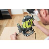 Вертикальный фрезер Ryobi RRT1600-K 5133004796 - Превью изображения №6 — Интернет-магазин ПроЗаказ