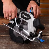 Дисковая (циркулярная) пила Deko CS20 PRO 084-1157 (с 1-им АКБ) - Превью изображения №8 — Интернет-магазин ПроЗаказ