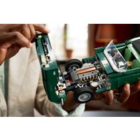 Конструктор LEGO Icons 11381 Jaguar E-Type - Превью изображения №13 — Интернет-магазин ПроЗаказ