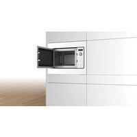 Микроволновая печь Bosch Serie 2 BFL523MW3 - Превью изображения №5 — Интернет-магазин ПроЗаказ