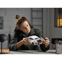 Конструктор LEGO Creator 10295 Porsche 911 - Превью изображения №30 — Интернет-магазин ПроЗаказ