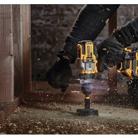 Ударная дрель-шуруповерт DeWalt DCD999NT (без АКБ, кейс) - Превью изображения №3 — Интернет-магазин ПроЗаказ