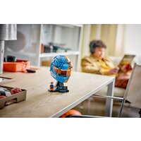 Конструктор LEGO Editions 43017 Шлем McLaren Mastercard F1 Team Oscar Piastri Helmet - Превью изображения №9 — Интернет-магазин ПроЗаказ