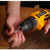 Дрель-шуруповерт Deko Banger SET 93 063-4168 (с 2-мя АКБ, кейс, набор оснастки) - Превью изображения №7 — Интернет-магазин ПроЗаказ