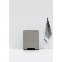 Система сортировки мусора Brabantia Bo Pedal Bin 2 x 30 л (минерально-серый) - Превью изображения №15 — Интернет-магазин ПроЗаказ