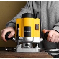 Вертикальный фрезер Deko DKR1600E Set - Превью изображения №7 — Интернет-магазин ПроЗаказ