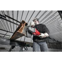 Угловая шлифмашина Milwaukee M18 Fuel FLAG230 XPDB-0С 4933464114 (без АКБ, кейс) - Превью изображения №11 — Интернет-магазин ПроЗаказ