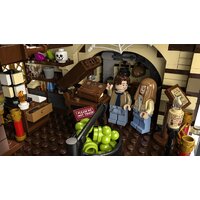 Конструктор LEGO Ideas 21341 Фокус-Покус: Коттедж сестер Сандерсон - Превью изображения №9 — Интернет-магазин ПроЗаказ