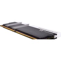 Оперативная память Thermaltake Toughram RGB D5 2x16ГБ DDR5 5600 МГц RG31D516GX2-5600C36A - Превью изображения №5 — Интернет-магазин ПроЗаказ