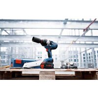 Гайковерт Bosch GDS 18V-1050 H Professional 06019J8502 (с 2-мя АКБ 8 Ah, кейс) - Превью изображения №5 — Интернет-магазин ПроЗаказ