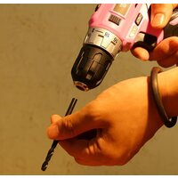 Дрель-шуруповерт Deko GCD12DU3 PINK SET2 063-4171 (с 1-им АКБ, набор оснастки) - Превью изображения №6 — Интернет-магазин ПроЗаказ