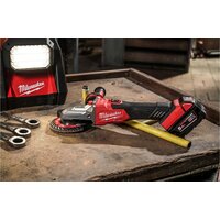 Угловая шлифмашина Milwaukee M18 Fuel FSAGF125XB-0X 4933478438 (без АКБ, кейс) - Превью изображения №9 — Интернет-магазин ПроЗаказ