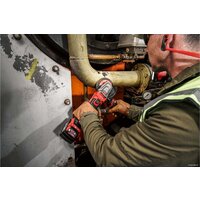 Угловая шлифмашина Milwaukee M18 Fuel FSAGF125XB-0X 4933478438 (без АКБ, кейс) - Превью изображения №5 — Интернет-магазин ПроЗаказ