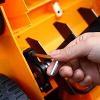 Скарификатор-аэратор Deko DKESC1500 081-2003 - Превью изображения №5 — Интернет-магазин ПроЗаказ