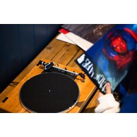 Виниловый проигрыватель Rekkord Audio F400 (2M Red, темно-коричневый) - Превью изображения №2 — Интернет-магазин ПроЗаказ