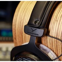 Наушники Beyerdynamic DT 990 Pro 250 Ohm - Превью изображения №8 — Интернет-магазин ПроЗаказ