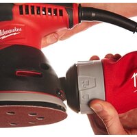 Эксцентриковая шлифмашина Milwaukee ROS 125 E 4933433180 - Превью изображения №9 — Интернет-магазин ПроЗаказ