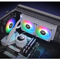 Система жидкостного охлаждения для процессора Thermaltake TH240 V2 Ultra ARGB Snow Edition CL-W404-PL12SW-A - Превью изображения №6 — Интернет-магазин ПроЗаказ