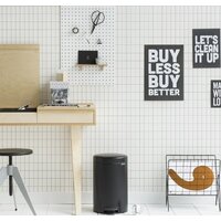 Мусорное ведро Brabantia Pedal Bin NewIcon 12 л (черный матовый) - Превью изображения №4 — Интернет-магазин ПроЗаказ