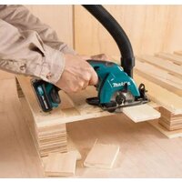 Дисковая (циркулярная) пила Makita HS301DSME (с 2-мя АКБ 4 Ah, кейс) - Превью изображения №5 — Интернет-магазин ПроЗаказ